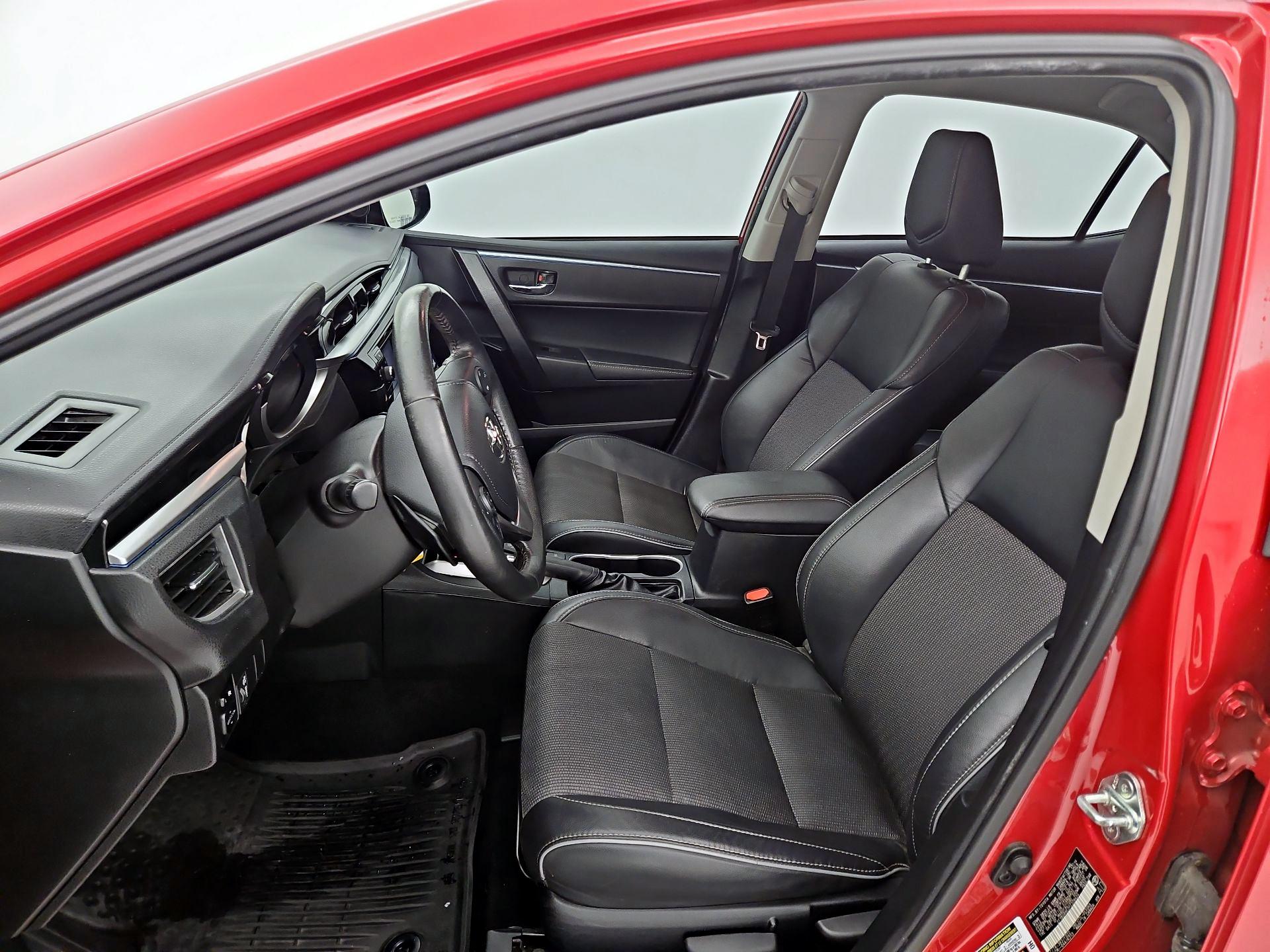 Thumbnail: 2015 Toyota Corolla - 11