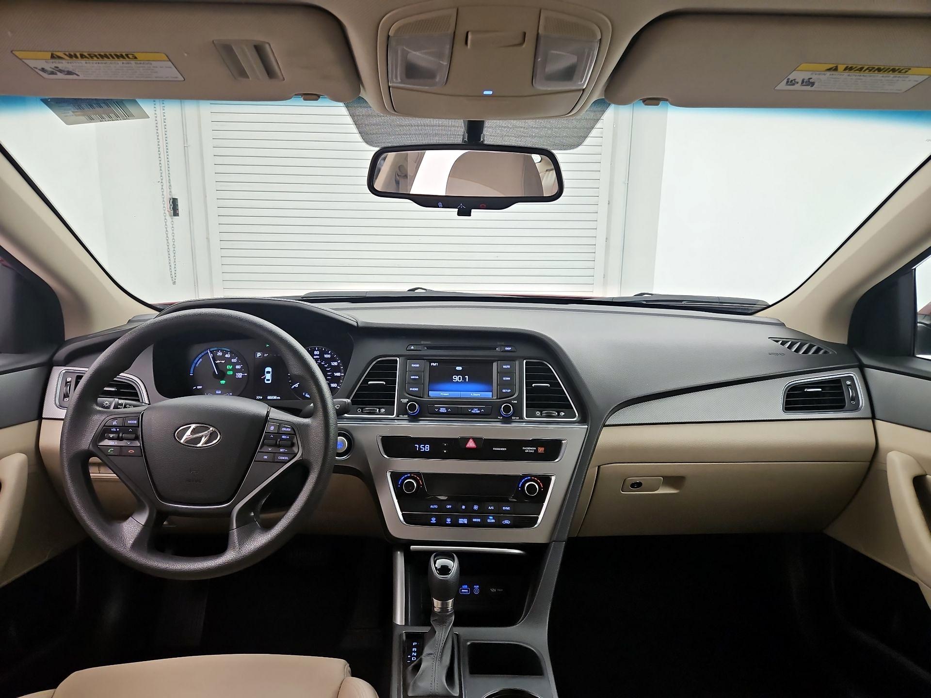 Thumbnail: 2016 Hyundai Sonata - 9