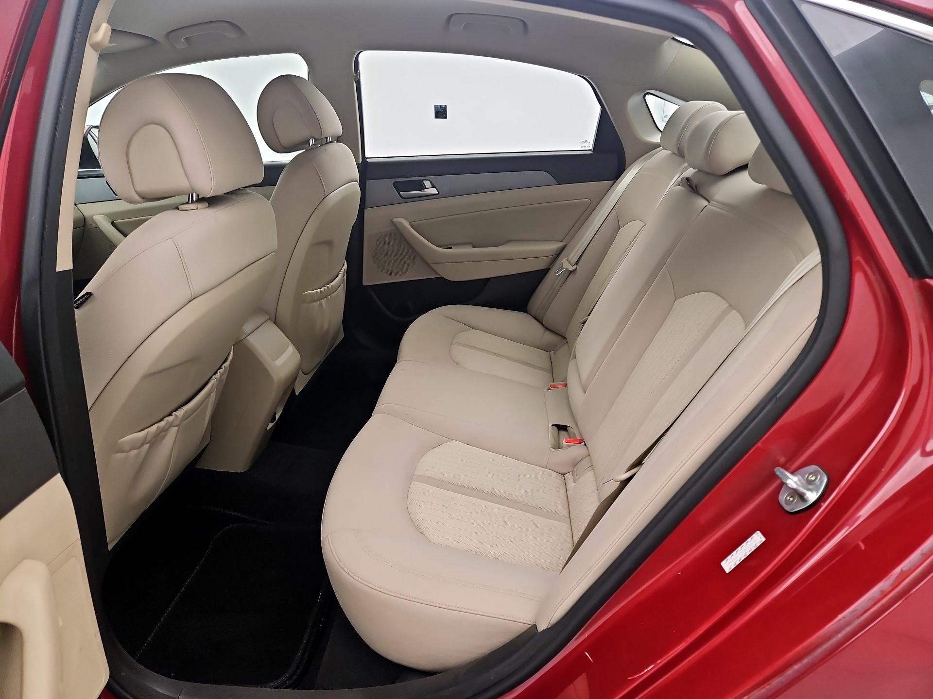 Thumbnail: 2016 Hyundai Sonata - 19