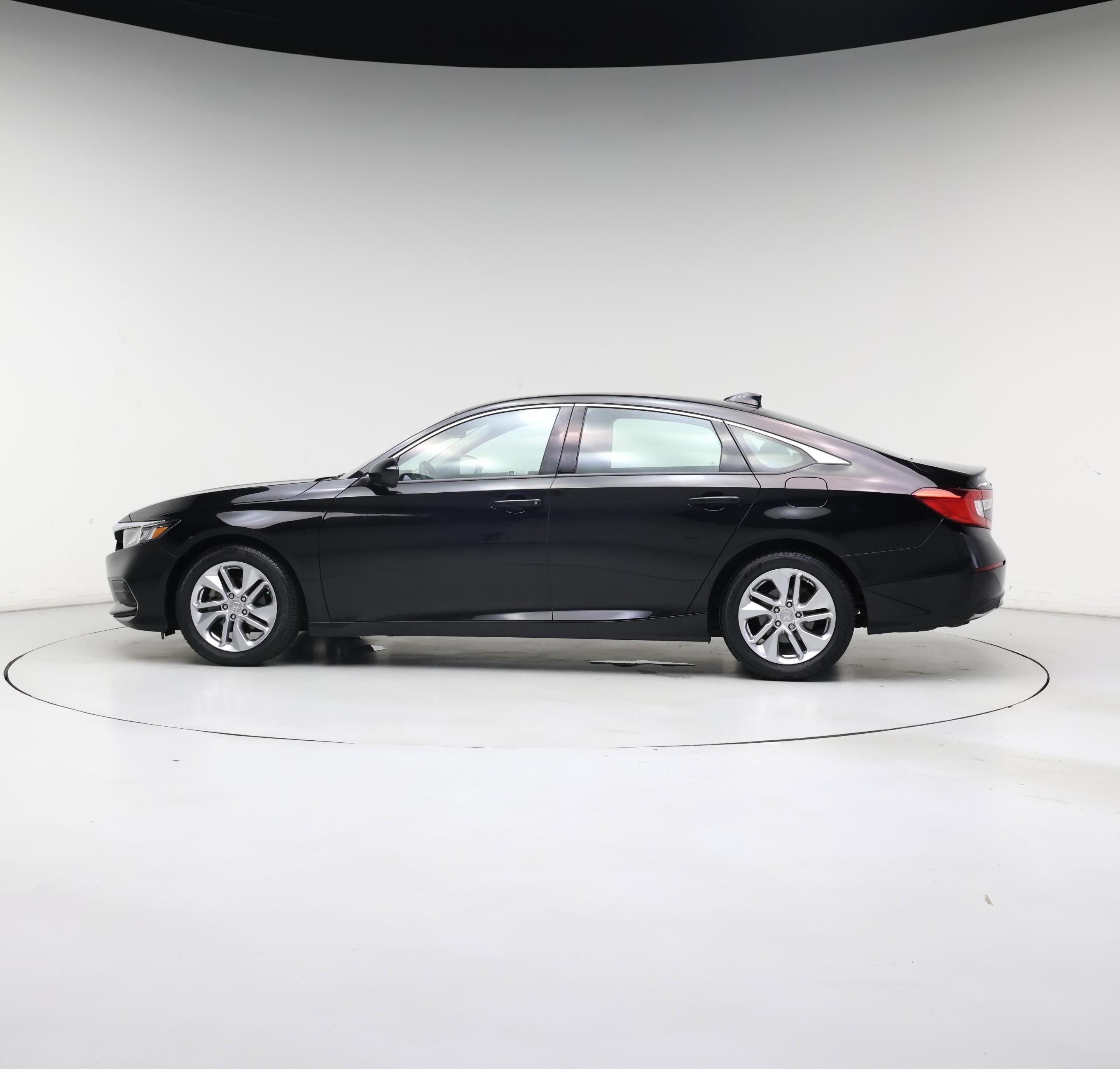 Thumbnail: 2018 Honda Accord - 3