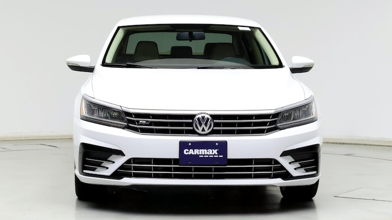 2017 Volkswagen Passat R-Line 5