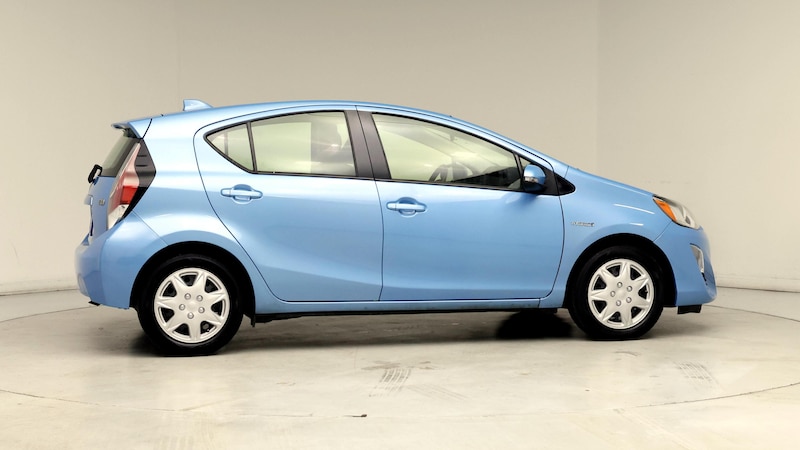 2016 Toyota Prius c Two 7