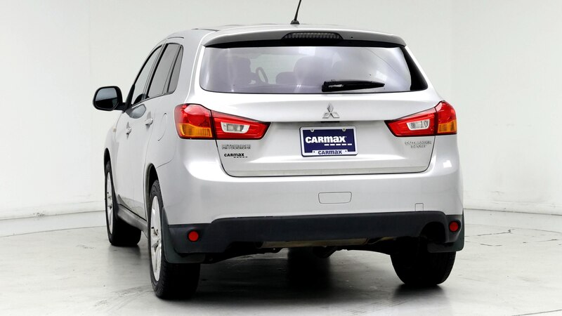 2013 Mitsubishi Outlander Sport ES 6