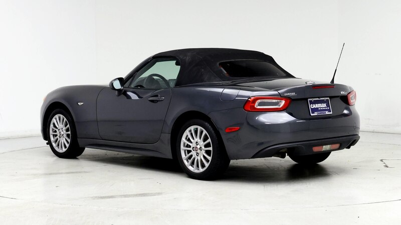 2017 Fiat 124 Spider Classica 2