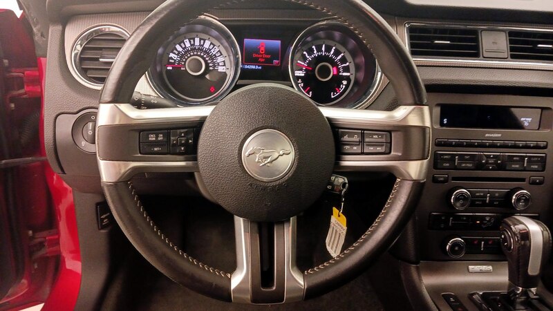 2013 Ford Mustang GT Premium 10