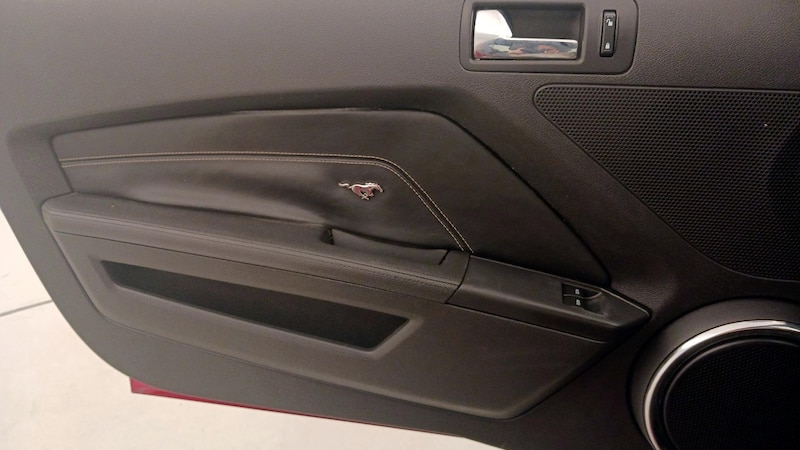 2013 Ford Mustang GT Premium 12