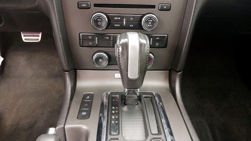 2013 Ford Mustang GT Premium 17