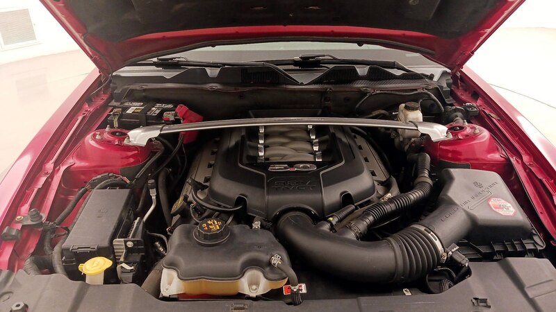 2013 Ford Mustang GT Premium 21