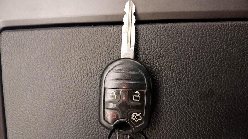 2013 Ford Mustang GT Premium 22