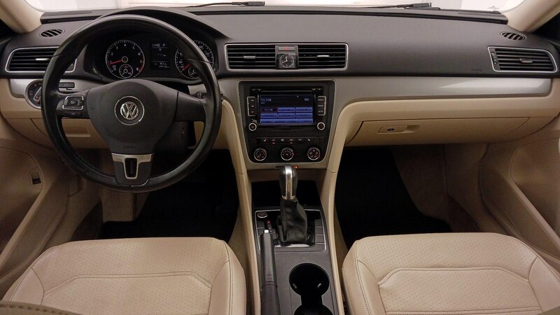 2015 Volkswagen Passat Limited Edition 9