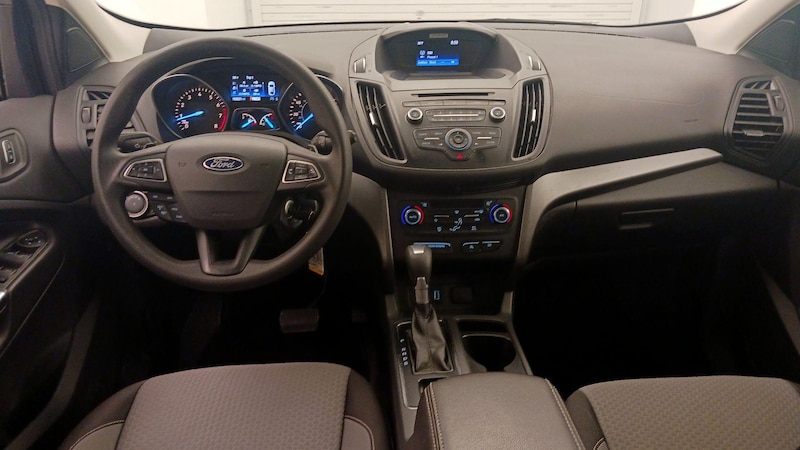 2017 Ford Escape SE 9