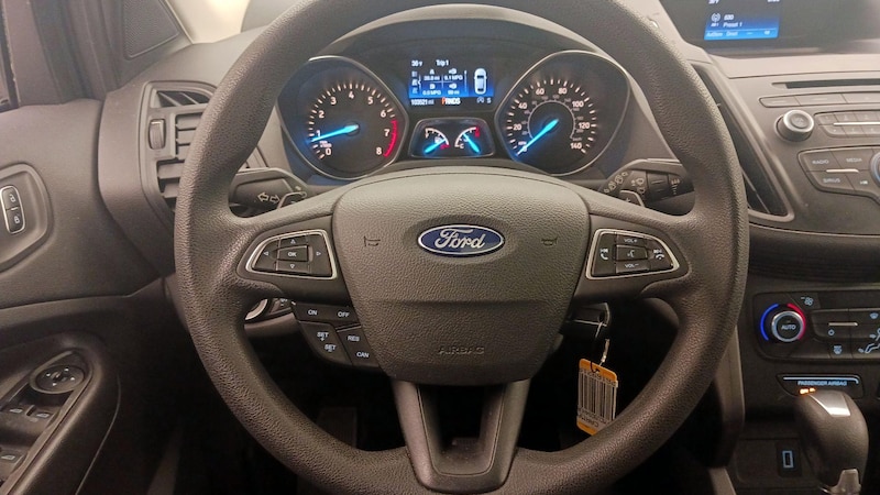 2017 Ford Escape SE 10