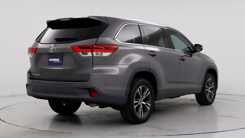 2018 Toyota Highlander LE 8