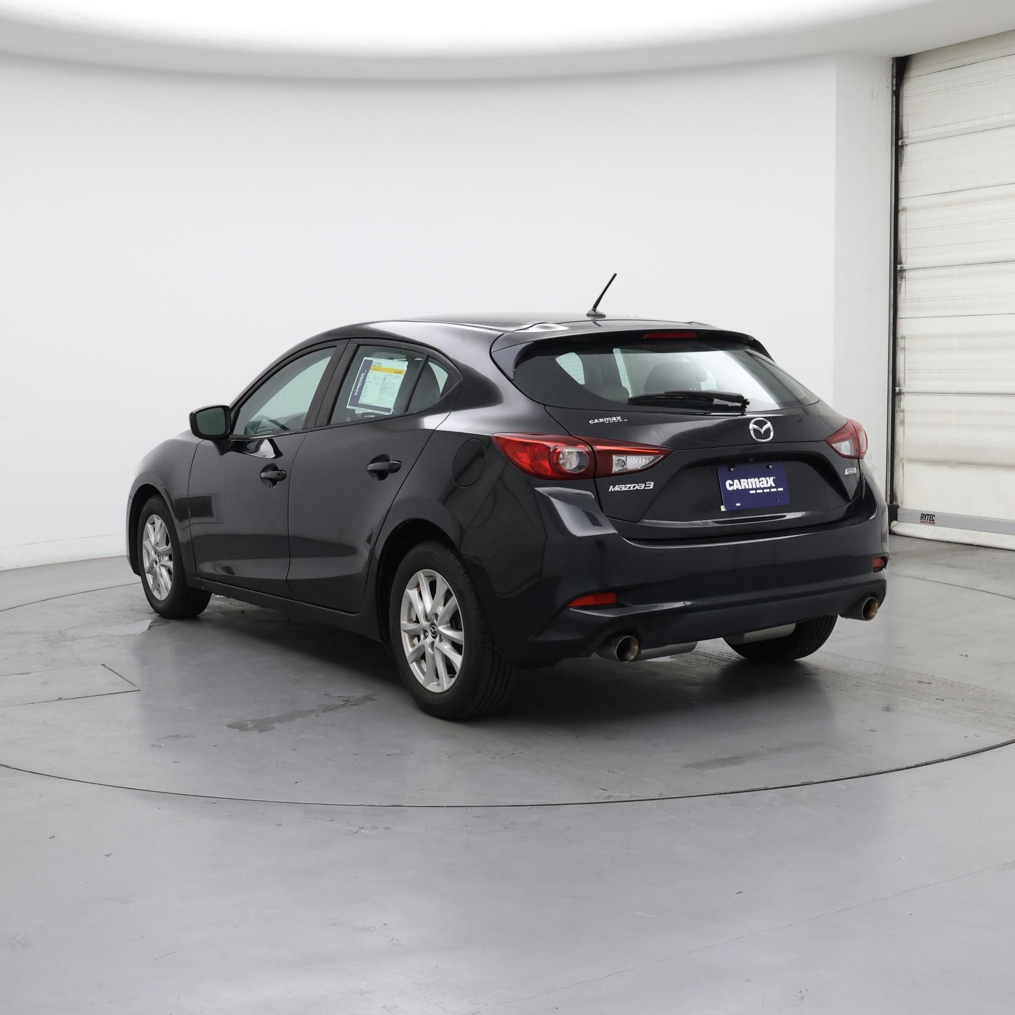 Thumbnail: 2017 Mazda Mazda3 - 2
