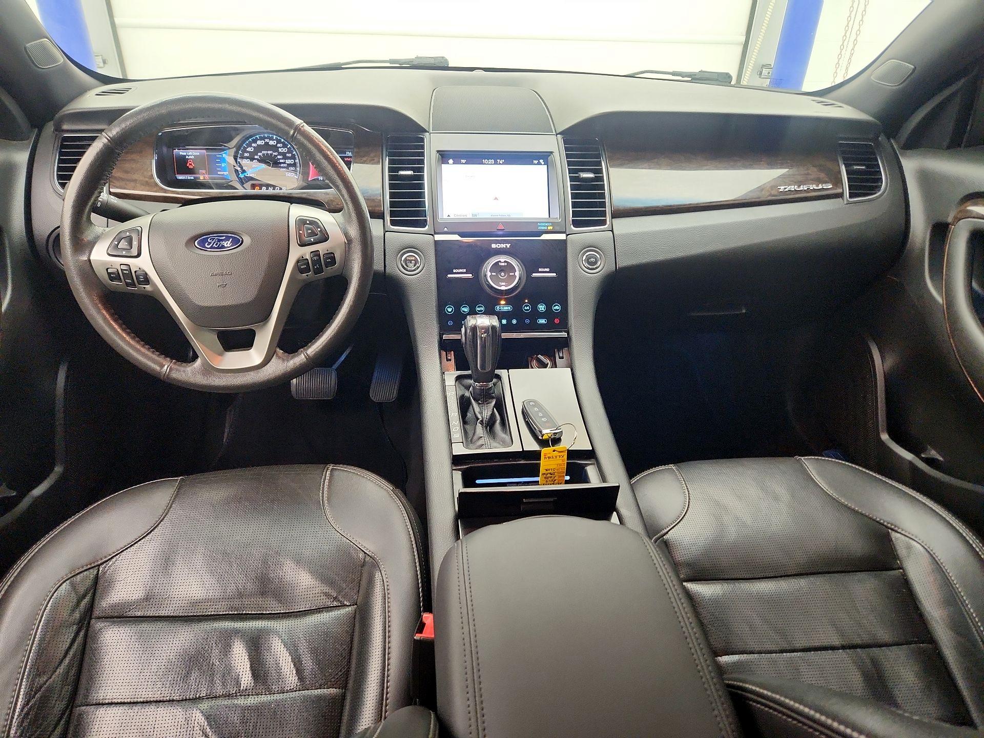Thumbnail: 2019 Ford Taurus - 9
