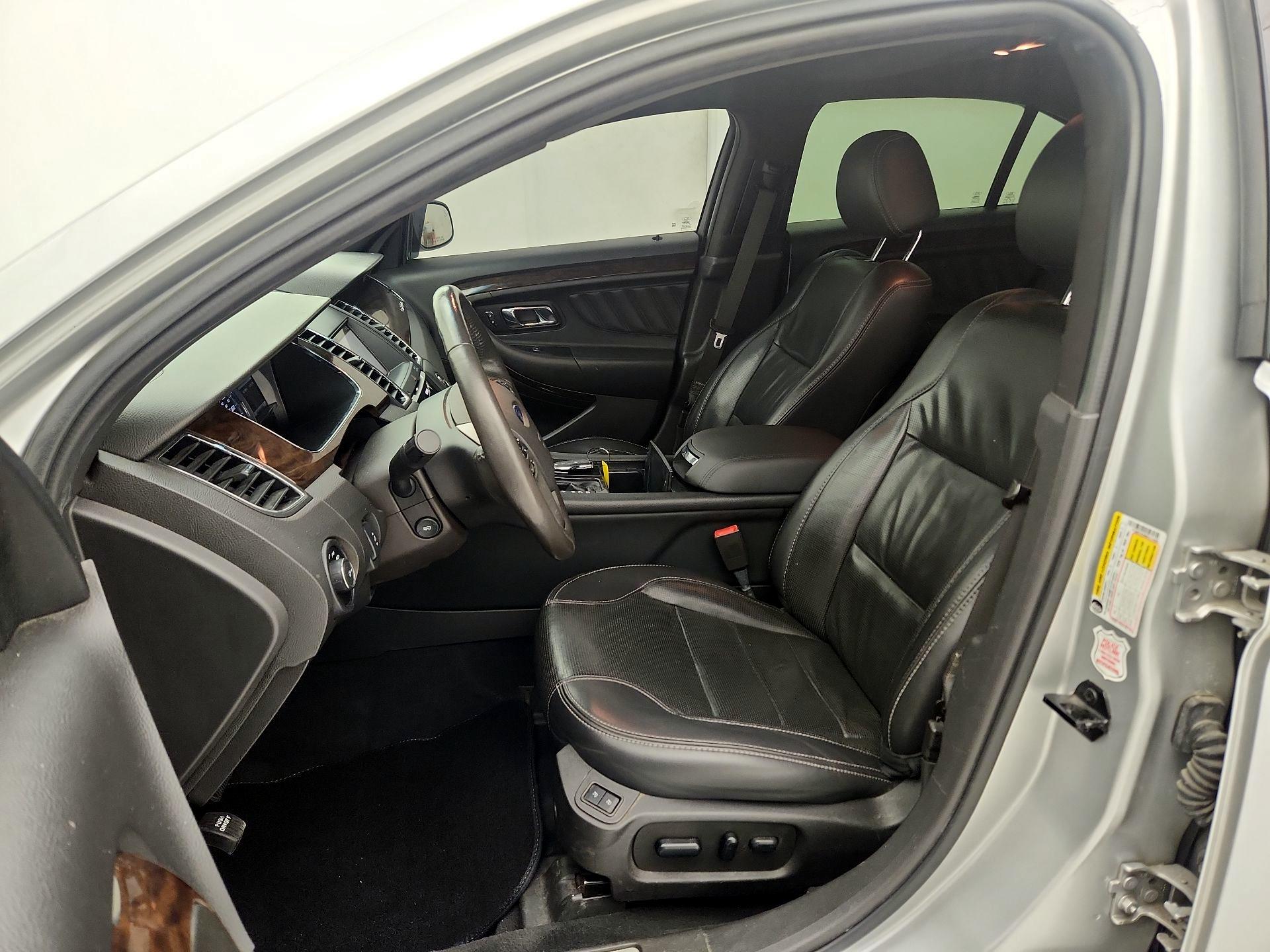 Thumbnail: 2019 Ford Taurus - 11