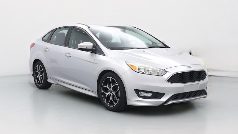 2015 Ford Focus SE Hero Image