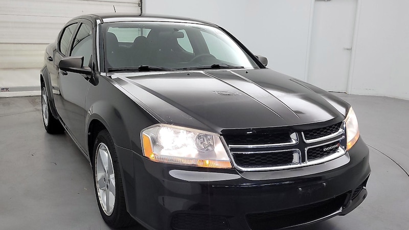 2013 Dodge Avenger SE Hero Image
