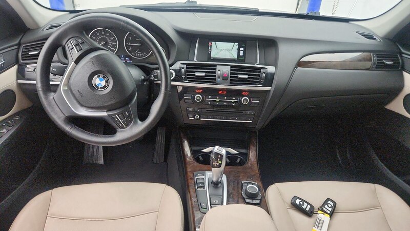 2017 BMW X3 sDrive28i 9