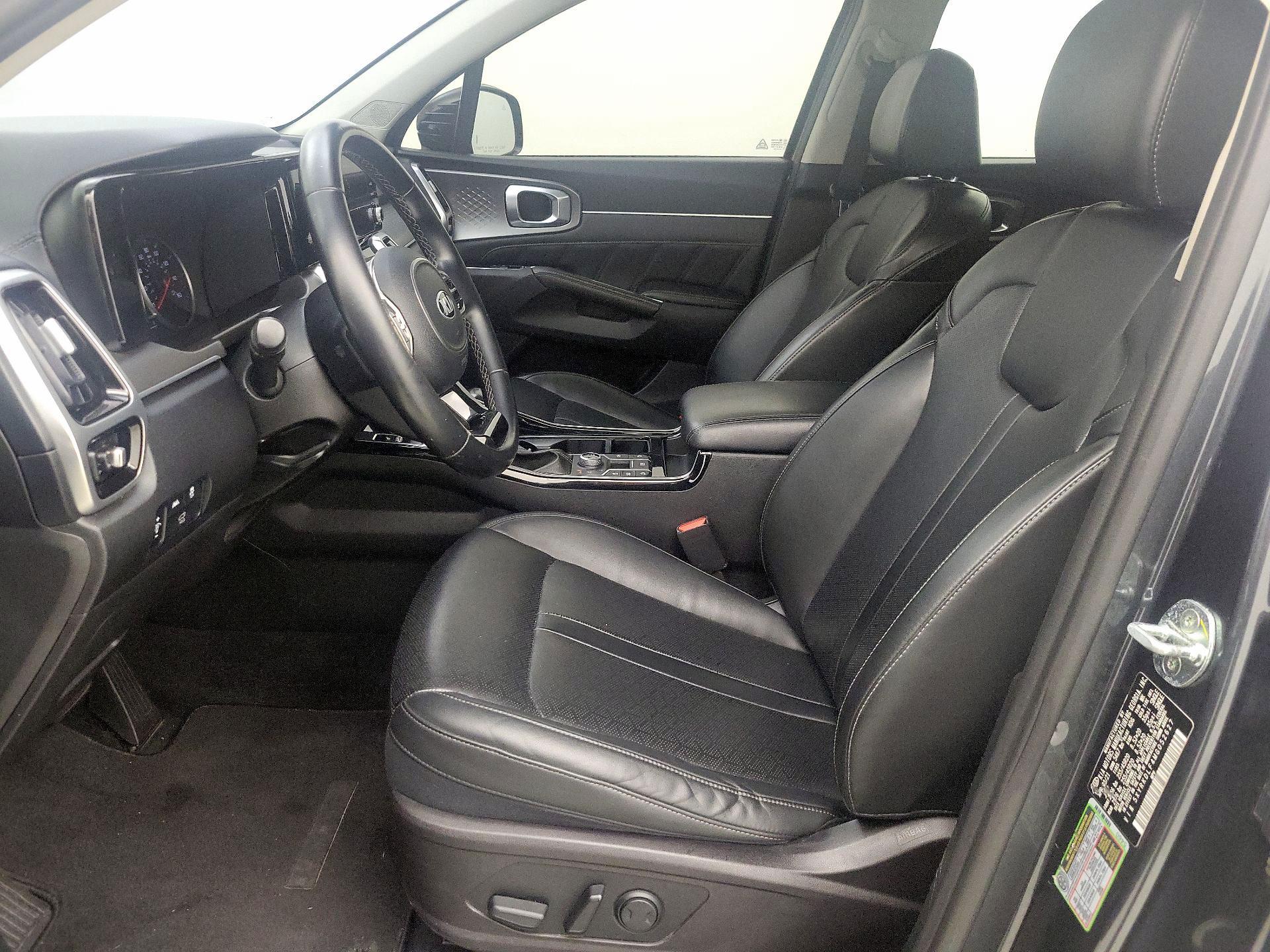 Thumbnail: 2021 Kia Sorento - 11
