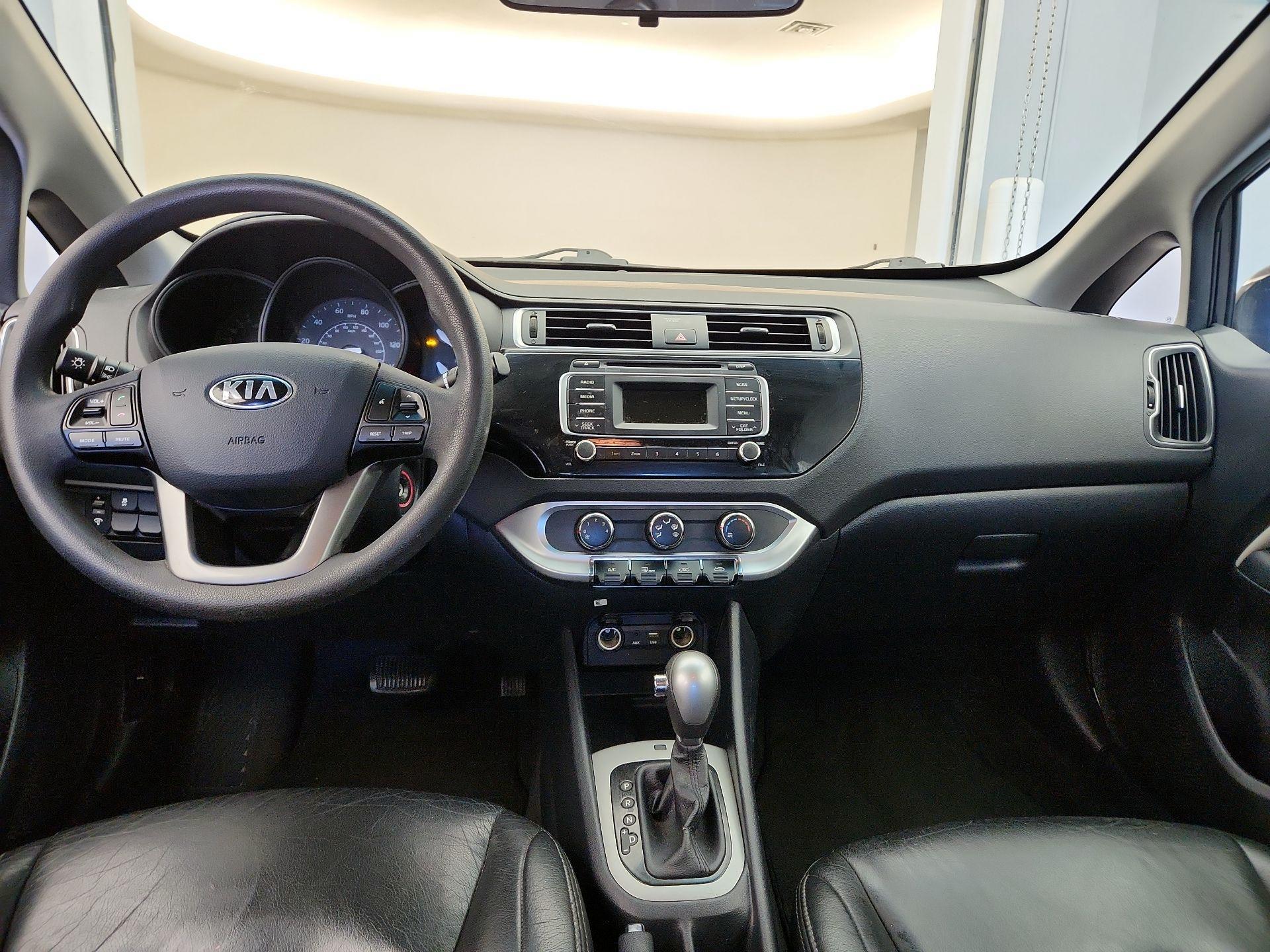 Thumbnail: 2017 Kia Rio - 9