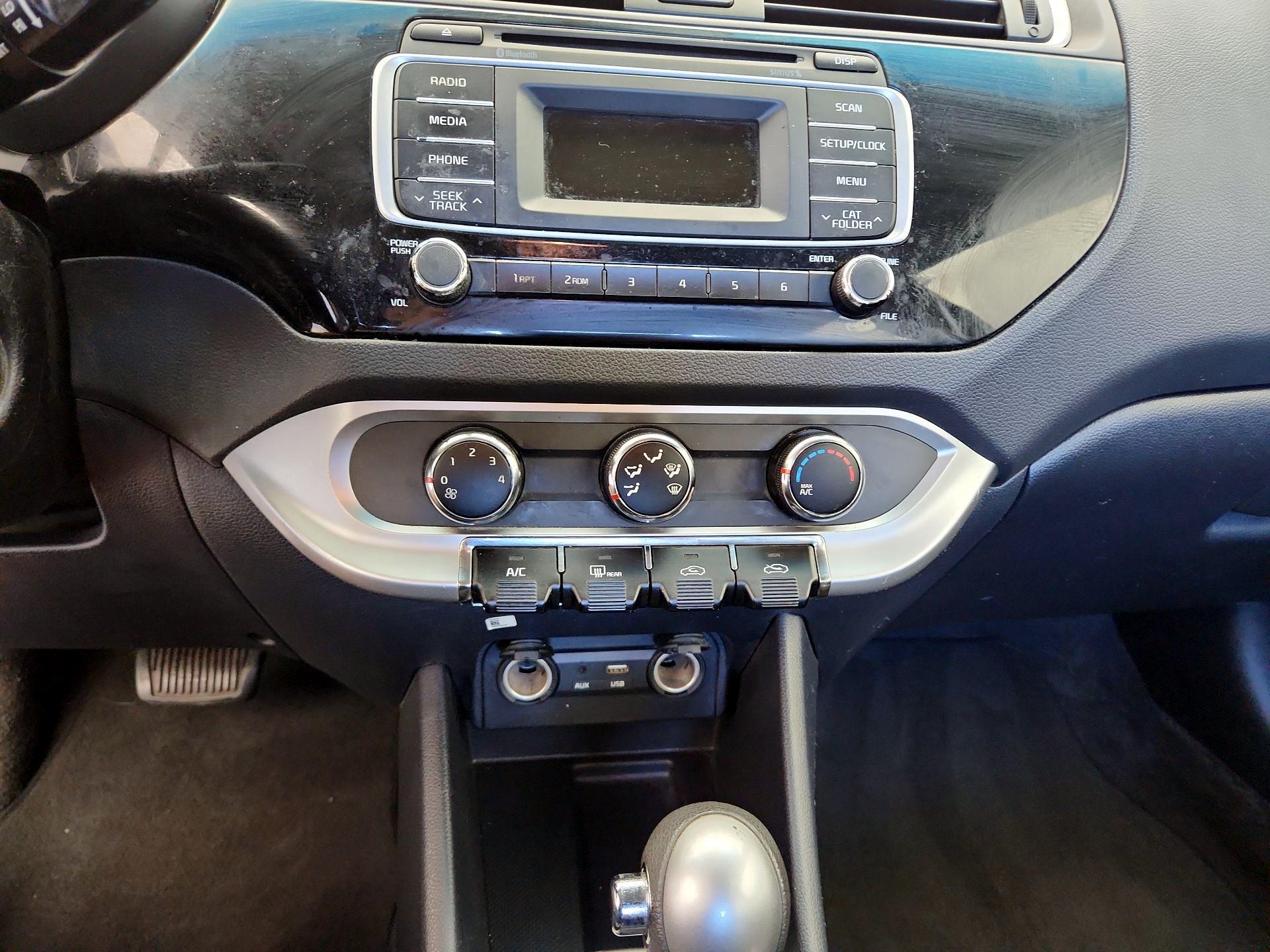 Thumbnail: 2017 Kia Rio - 15