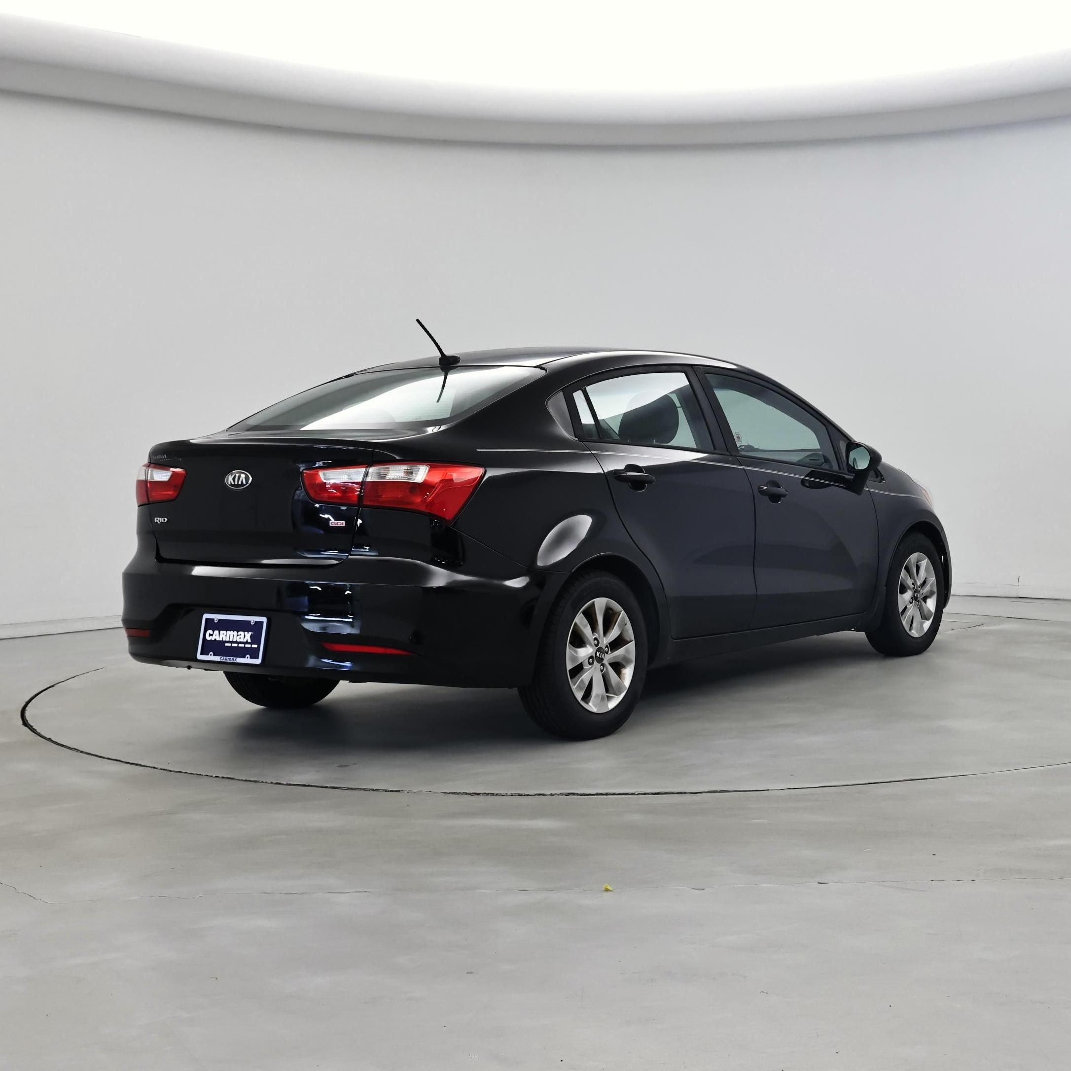 Thumbnail: 2017 Kia Rio - 8