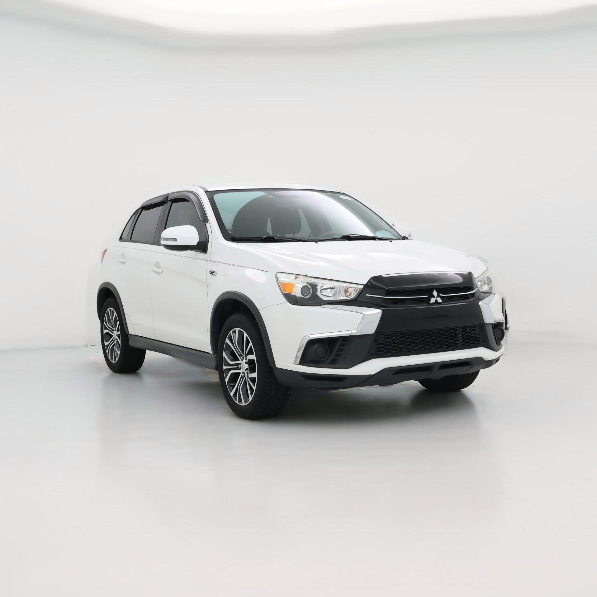 Thumbnail: 2019 Mitsubishi Outlander Sport - 1