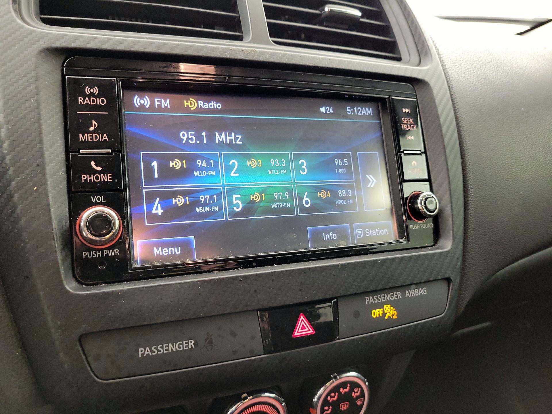 Thumbnail: 2019 Mitsubishi Outlander Sport - 15