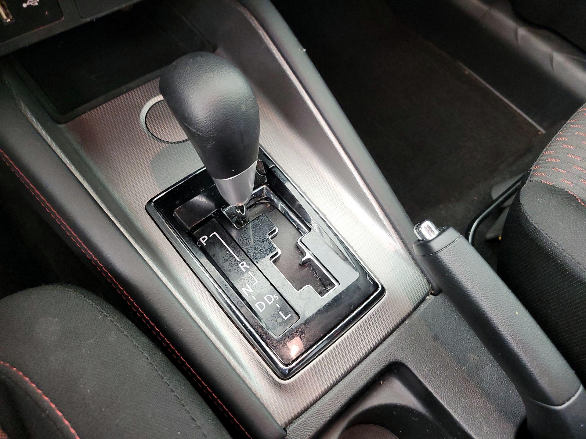 Thumbnail: 2019 Mitsubishi Outlander Sport - 17