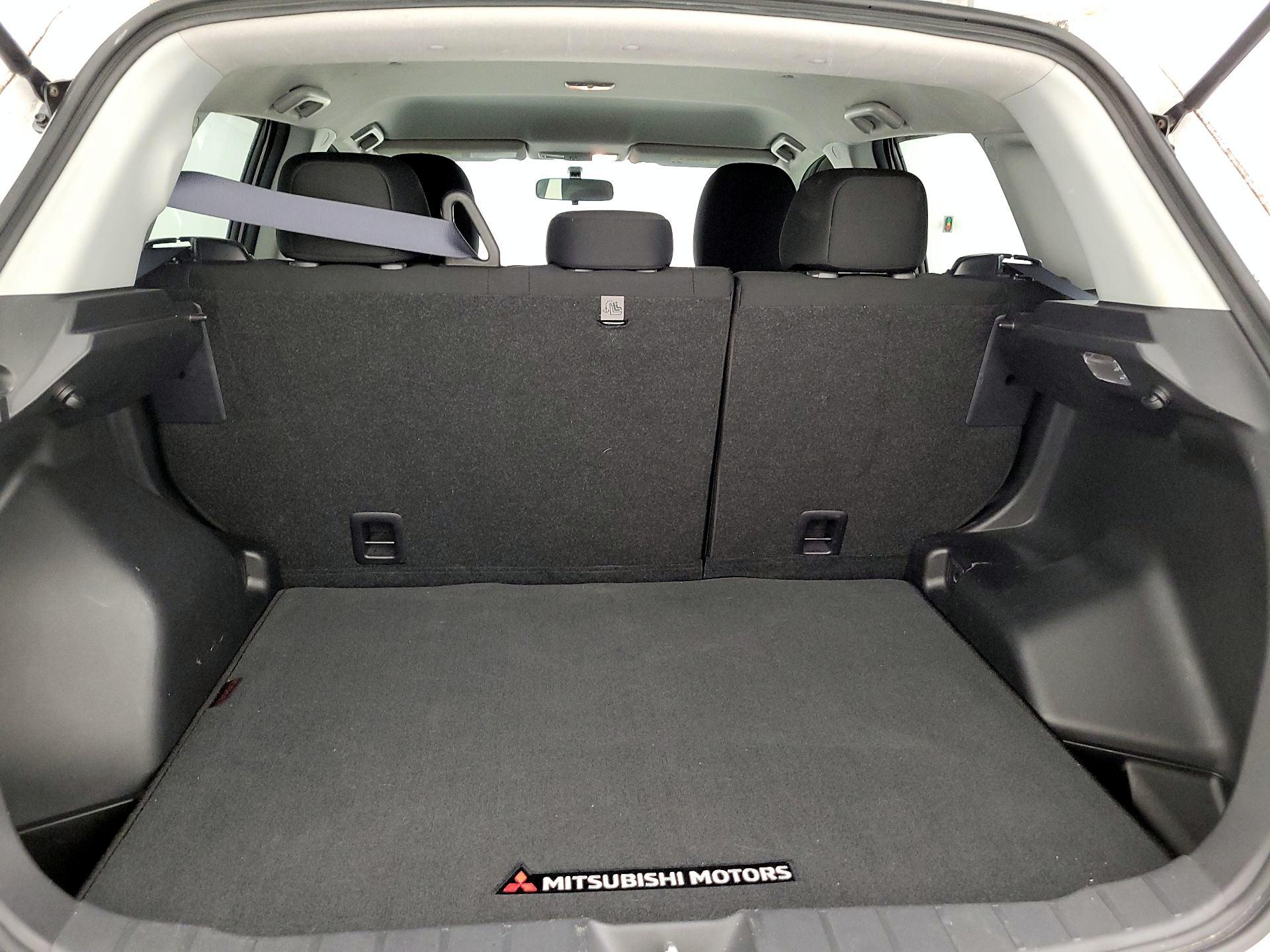Thumbnail: 2019 Mitsubishi Outlander Sport - 20