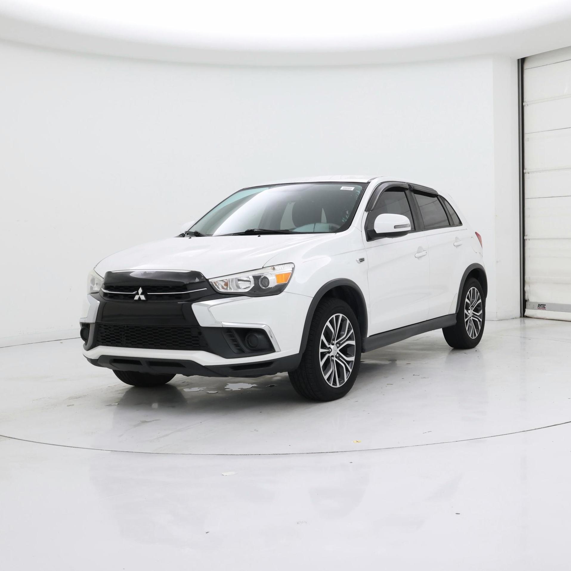 Thumbnail: 2019 Mitsubishi Outlander Sport - 4