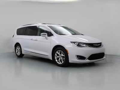 2020 Chrysler Pacifica Limited -
                Clearwater, FL