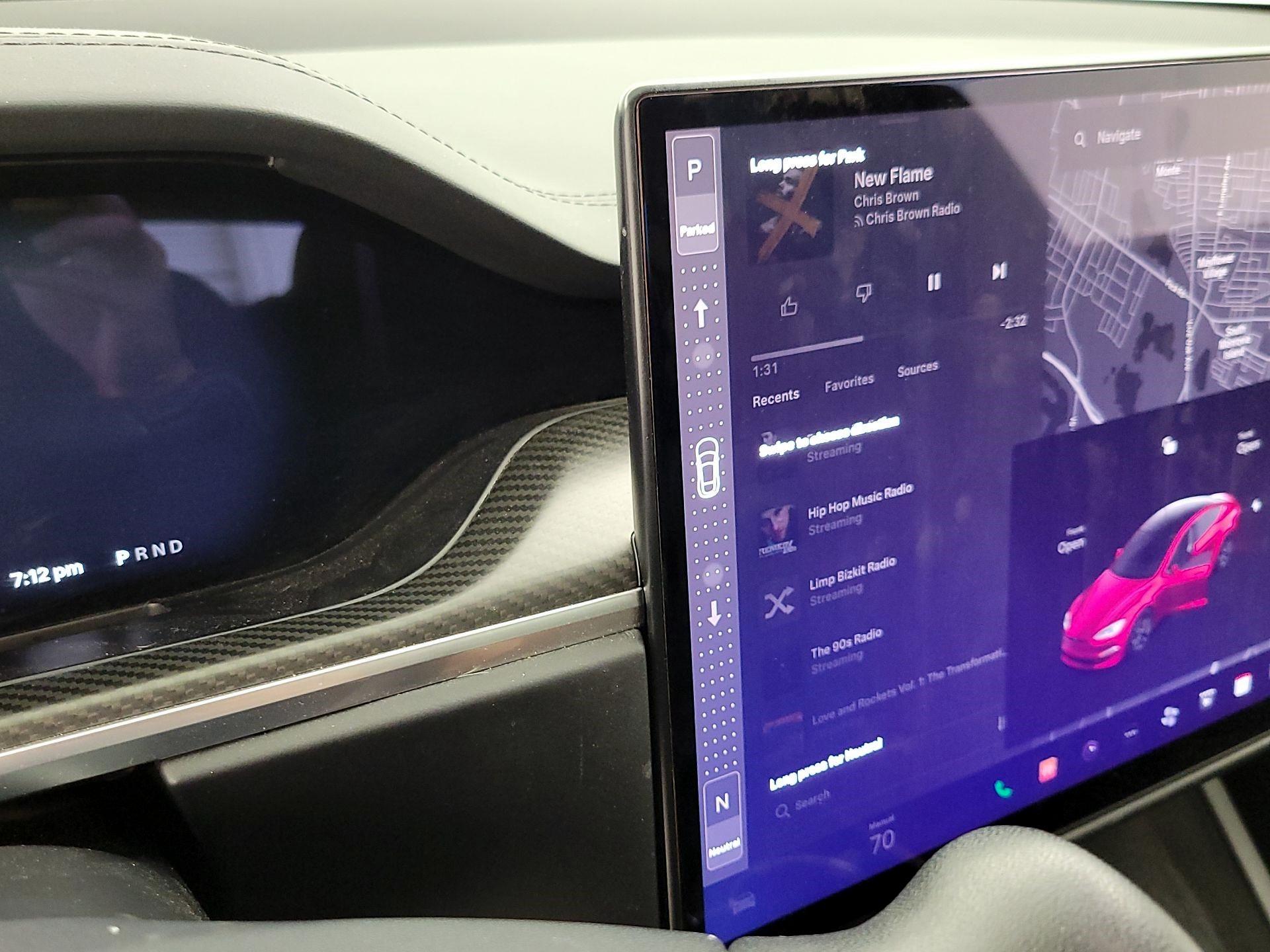 Thumbnail: 2023 Tesla Model S - 17