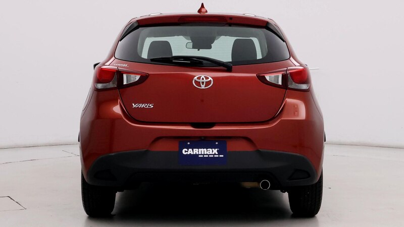 2020 Toyota Yaris LE 6