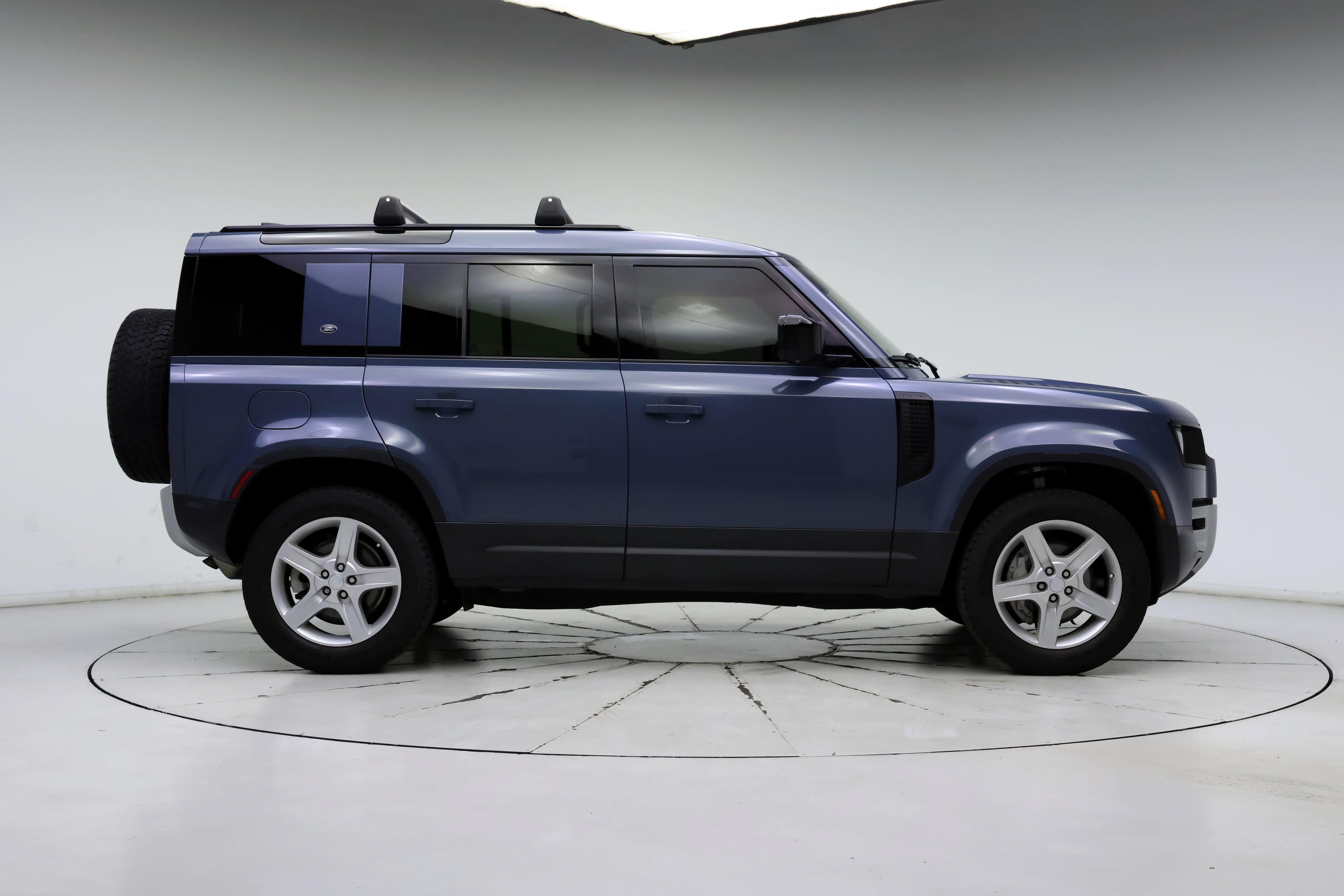 Thumbnail: 2020 Land Rover Defender - 7