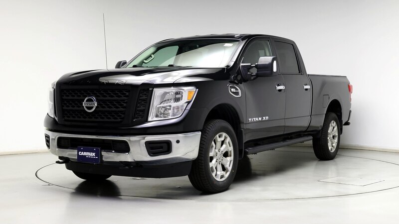 2019 Nissan Titan SV 4