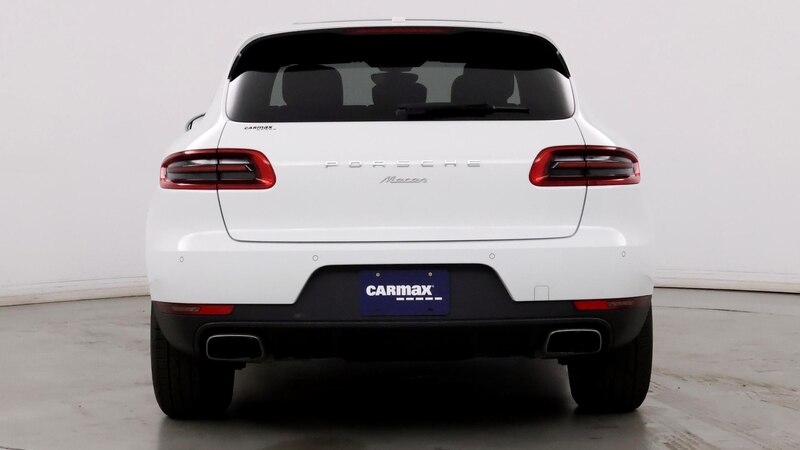 2017 Porsche Macan  2