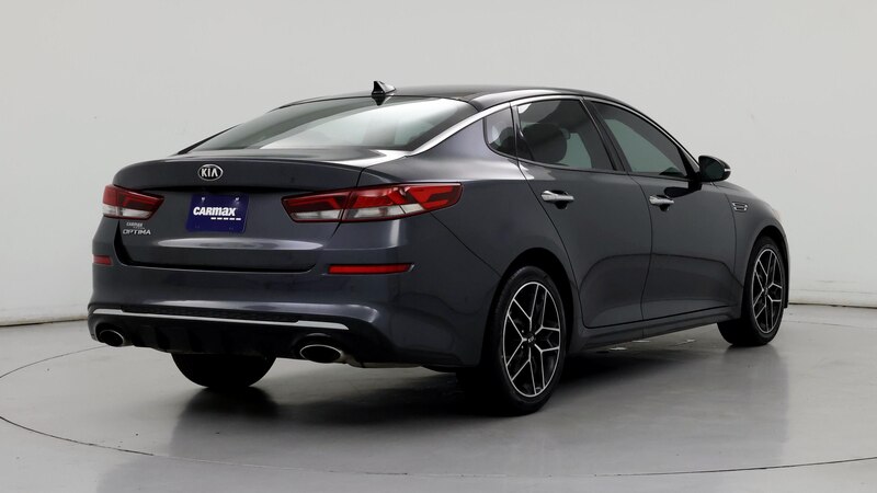 2020 Kia Optima SE 8