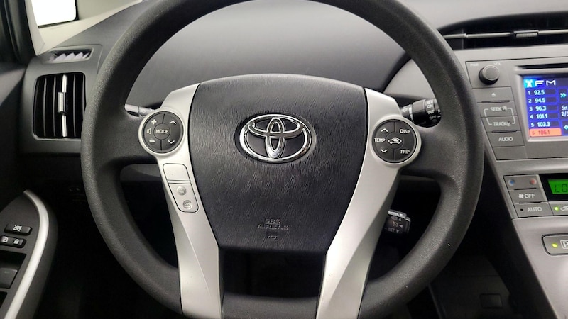 2015 Toyota Prius Two 10