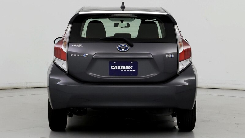 2016 Toyota Prius c Four 6