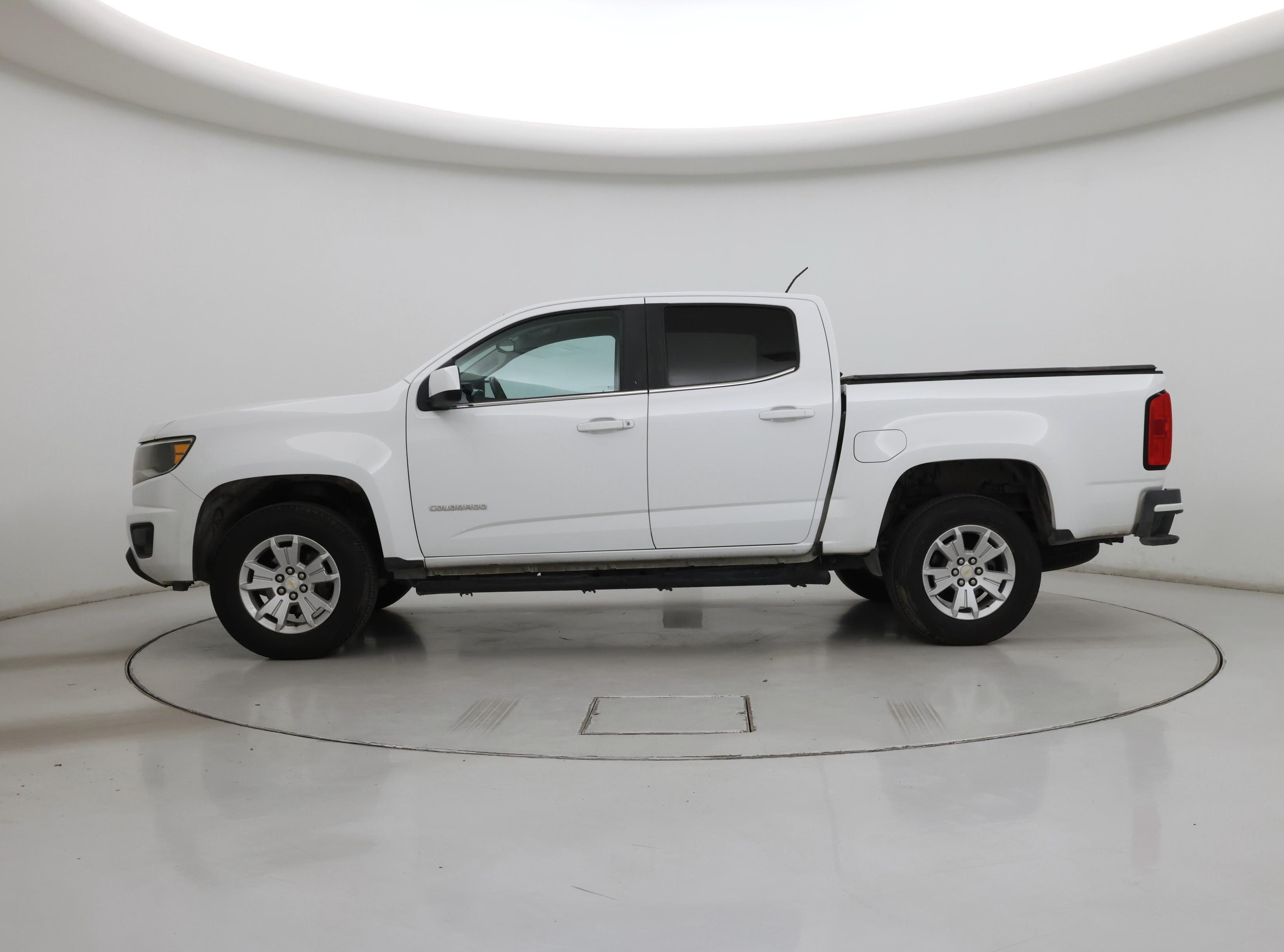 Thumbnail: 2018 Chevrolet Colorado - 3