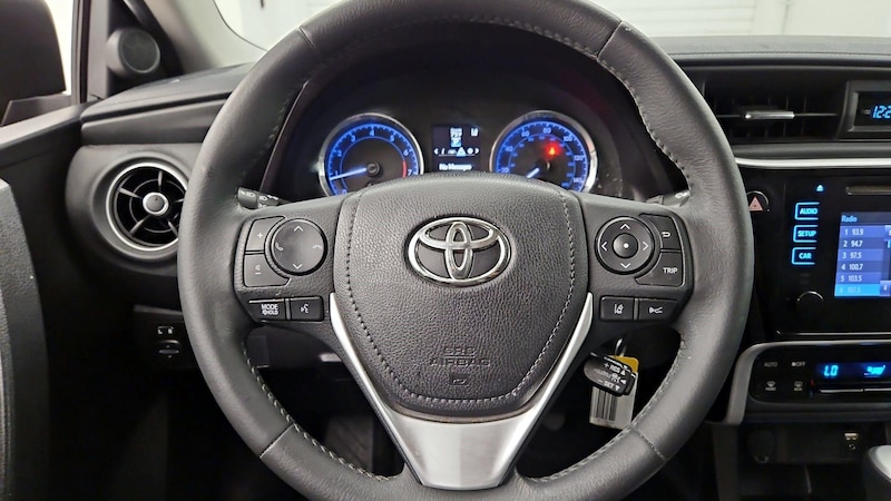 2018 Toyota Corolla SE 10