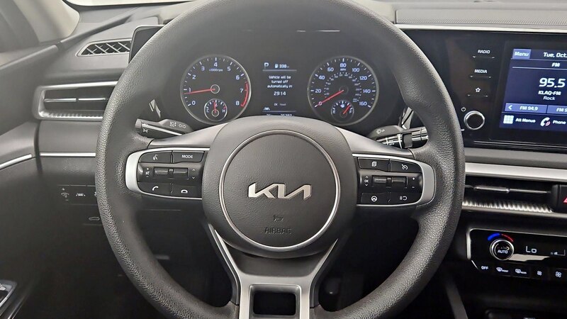 2023 Kia K5 LXS 10