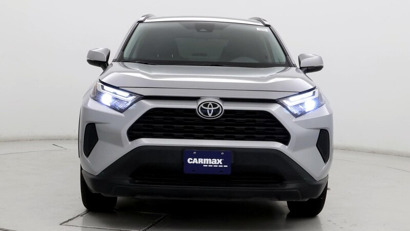 2022 Toyota RAV4 XLE 5