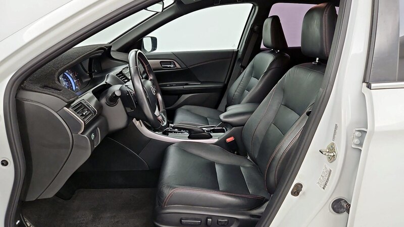 2017 Honda Accord Sport 11