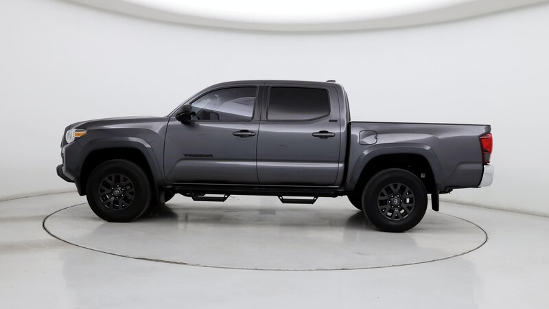 2022 Toyota Tacoma SR5 3