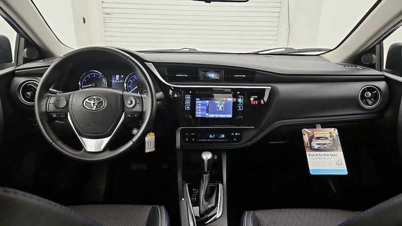 2019 Toyota Corolla SE 9