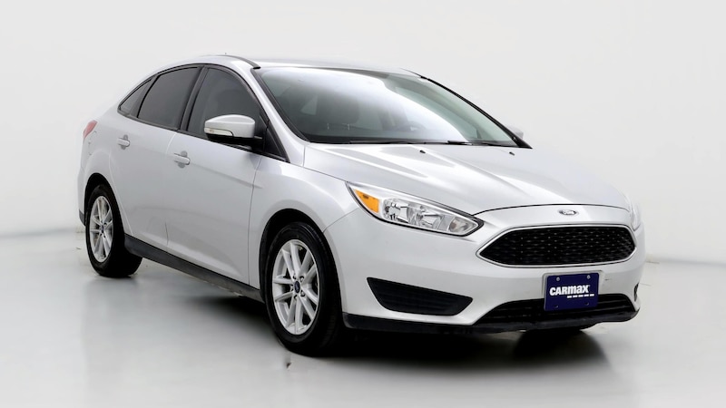 2017 Ford Focus SE Hero Image