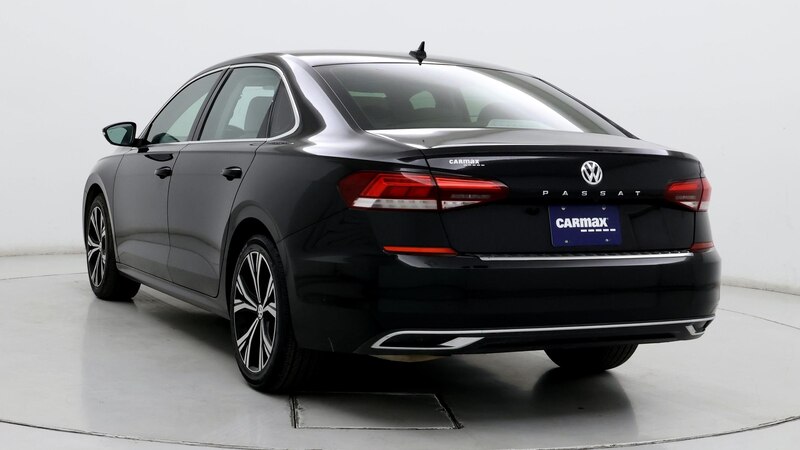 2022 Volkswagen Passat SE 2